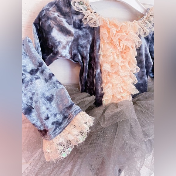 Revolution Dancewear - The Mouses Song - size XSC - Picture 1 of 11